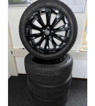 Model X 20" Black OEM TESLA Winter wheel set with Hankook winter tires